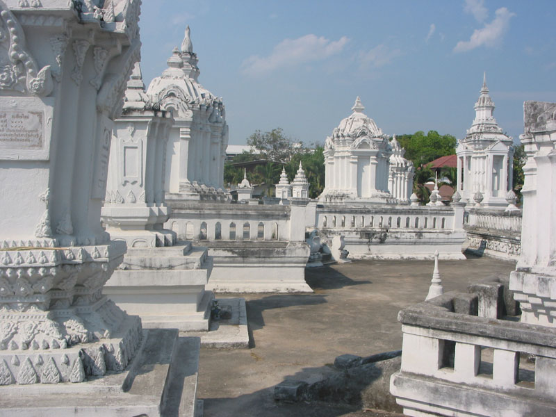 Koninlijke tombes bij de Wat Suan Dok